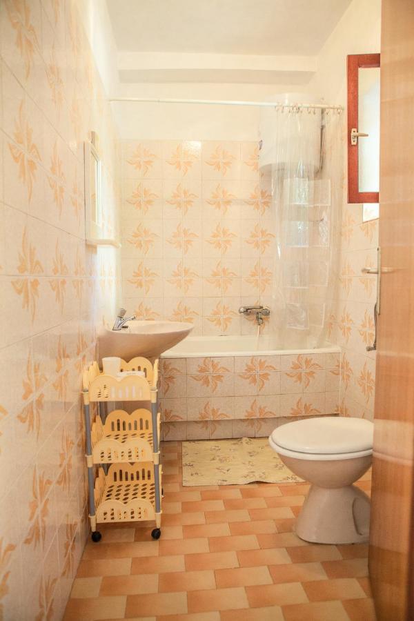 Apartments Alma Новалья Экстерьер фото