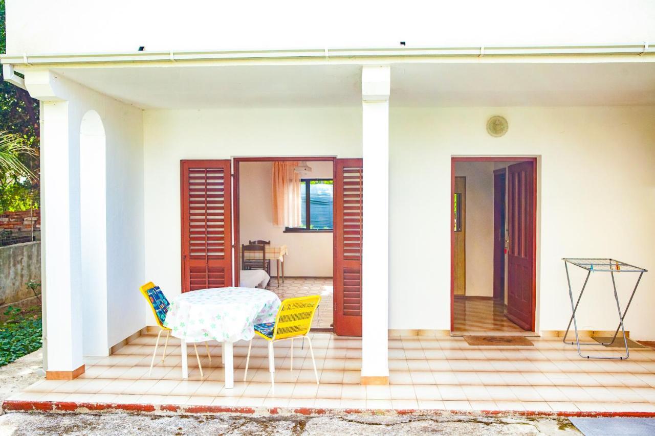 Apartments Alma Новалья Экстерьер фото